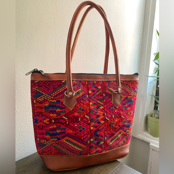 Handmade Mayan Shoulder Bag - Picture 1 of 6